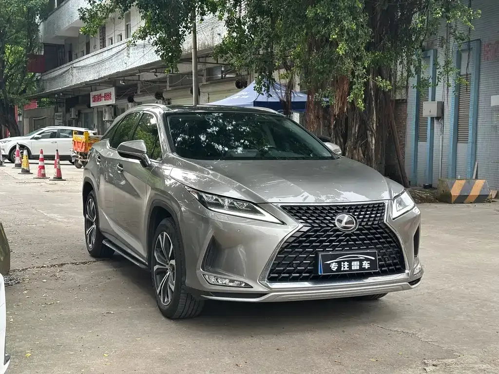 Lexus RX — фото 7
