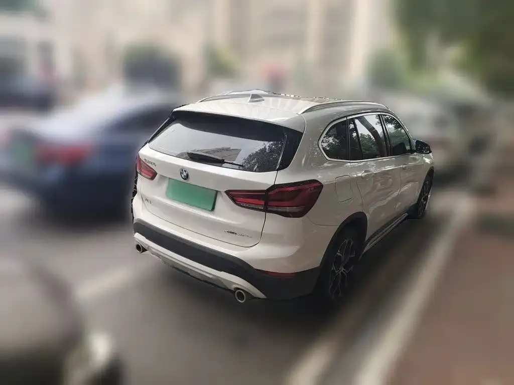BMW X1 — фото 6