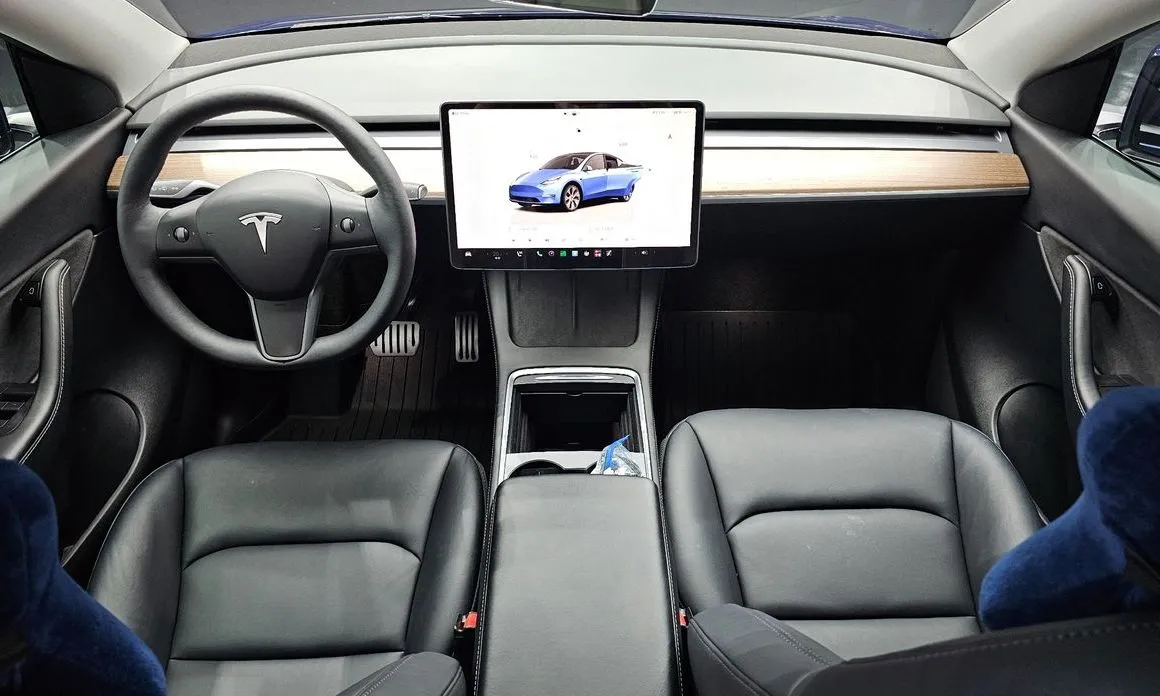 Tesla Model Y — фото 4
