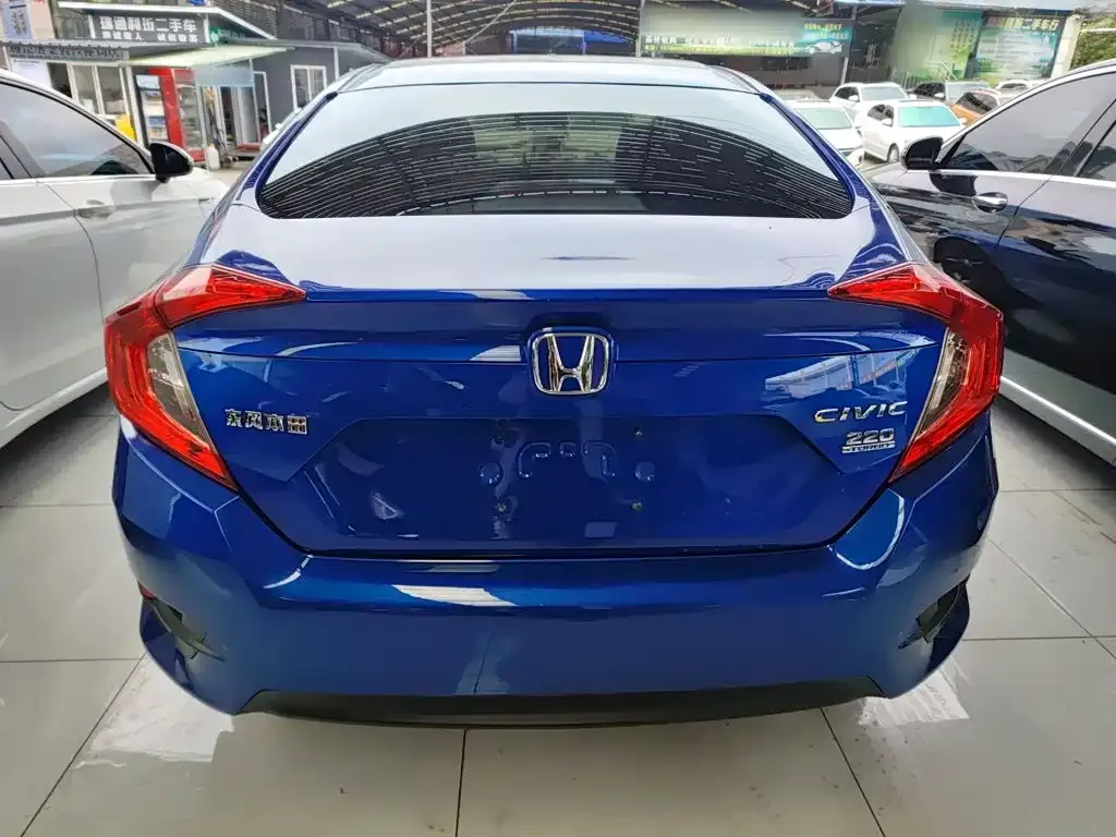 Honda Civic — фото 2
