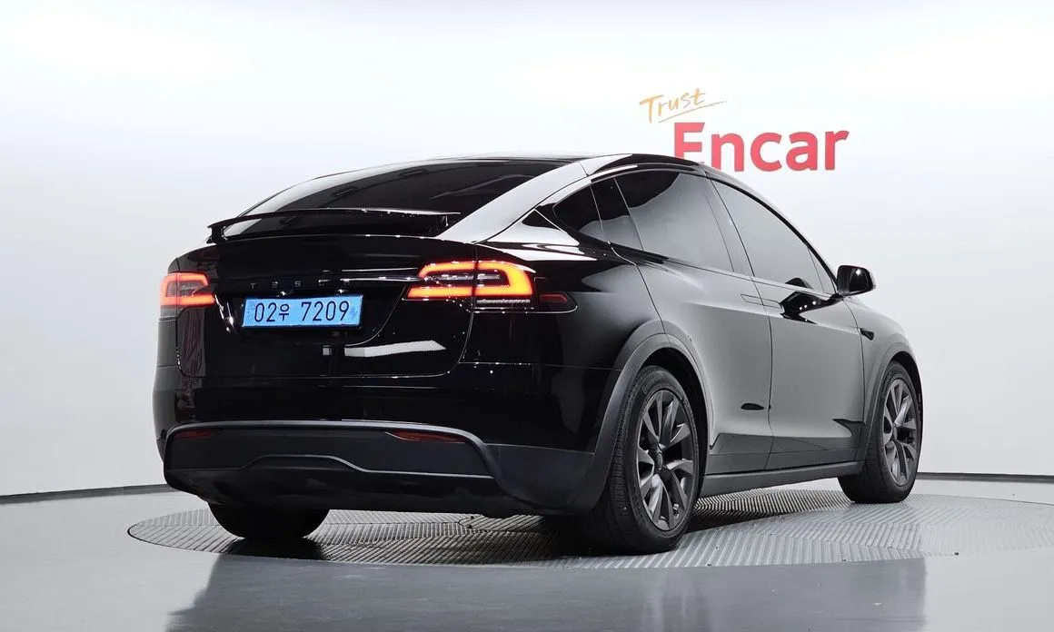 Tesla Model X 2024 из KR, фото 8