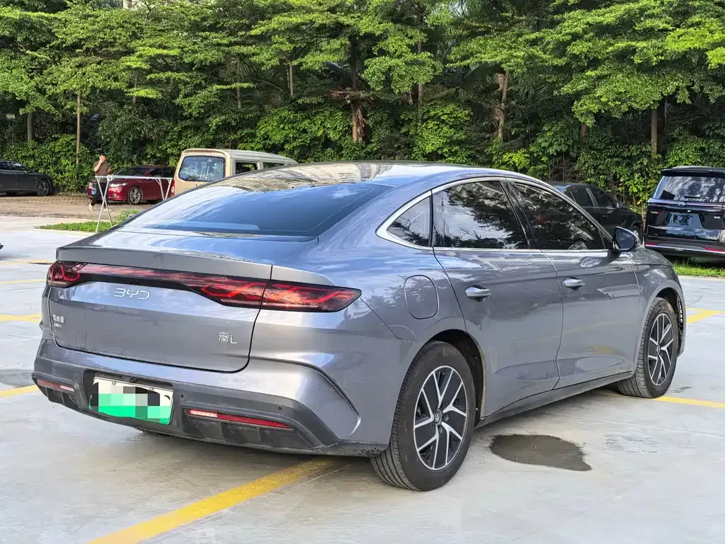 BYD Qin L — фото 3