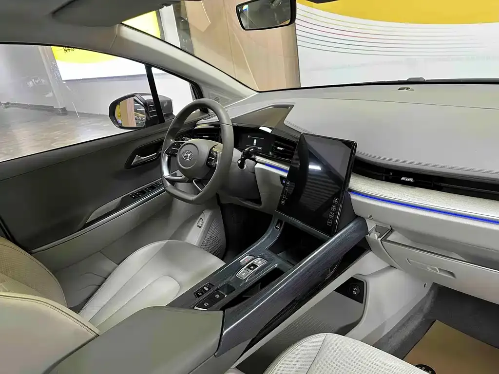 Hyundai Custo — фото 8