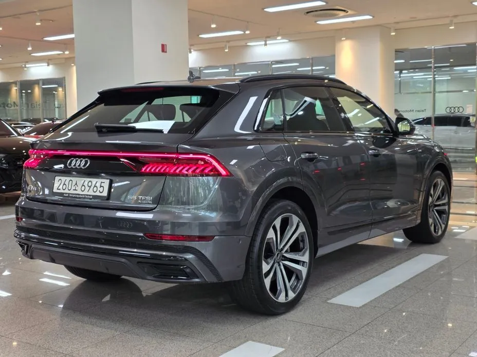 Audi Q8 — фото 4