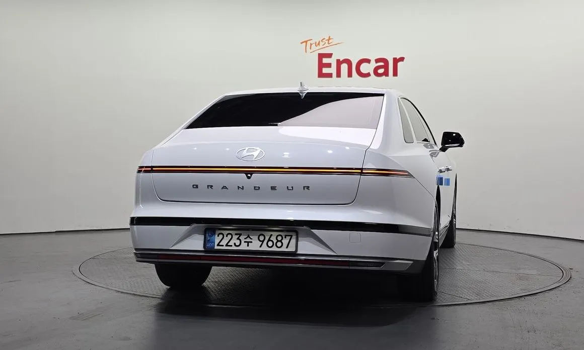 Hyundai Grandeur 2023 из KR, фото 7