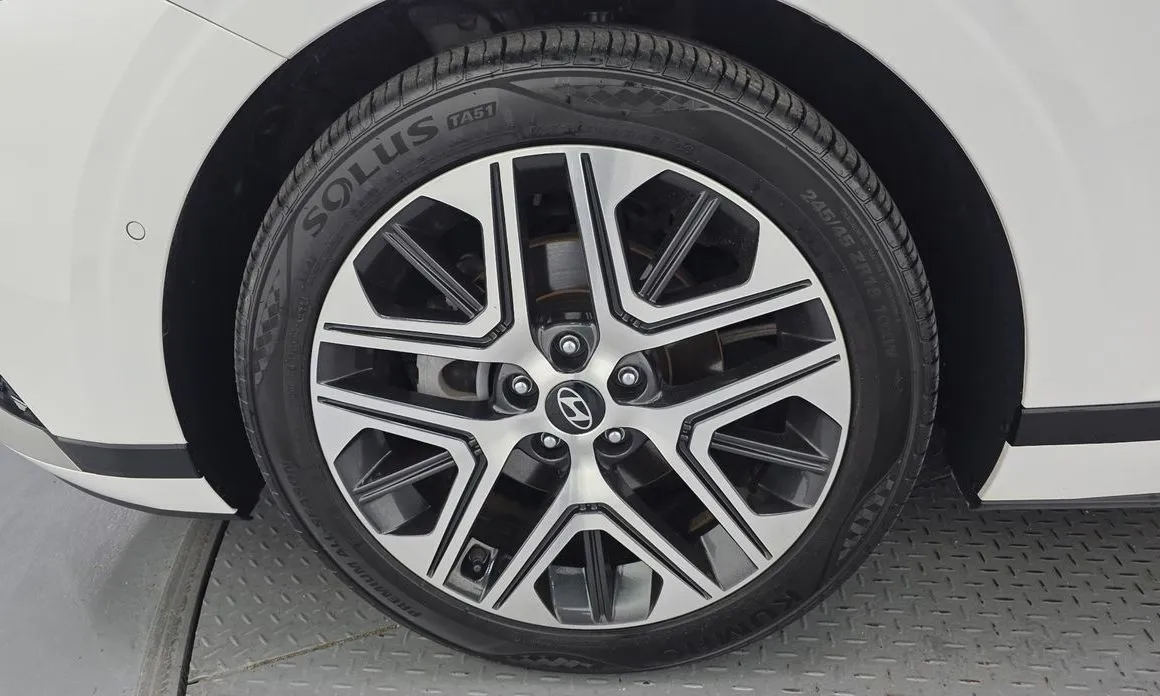 Hyundai Grandeur 2023 из KR, фото 8