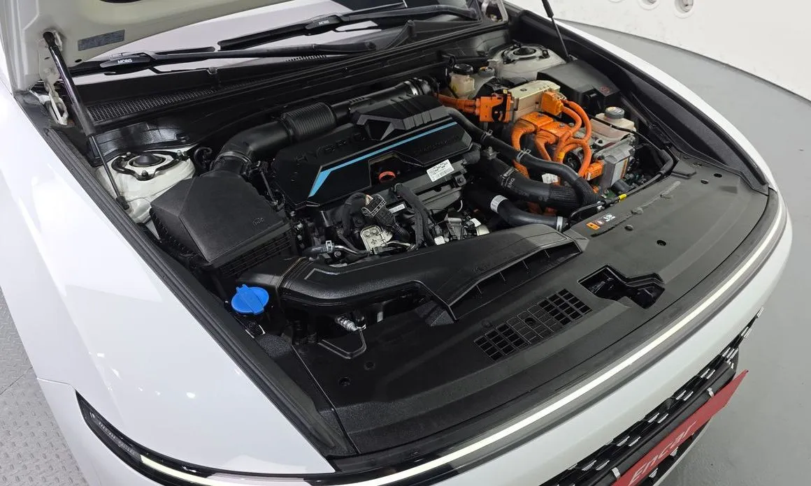 Hyundai Grandeur 2023 из KR, фото 9