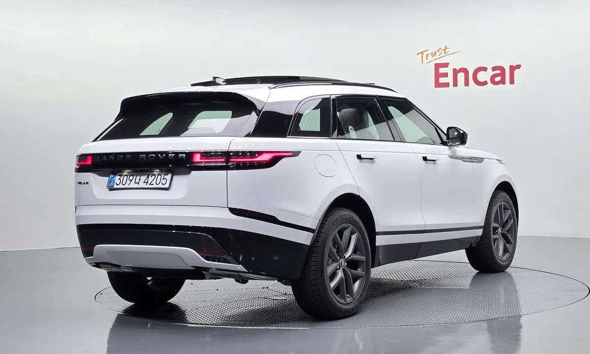 Land Rover Range Rover Velar — фото 8