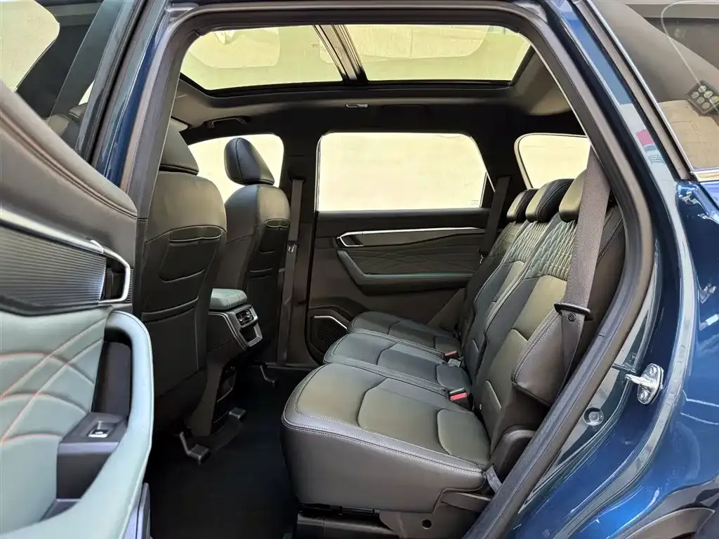 Geely Haoyue L 2025 из CN, фото 9