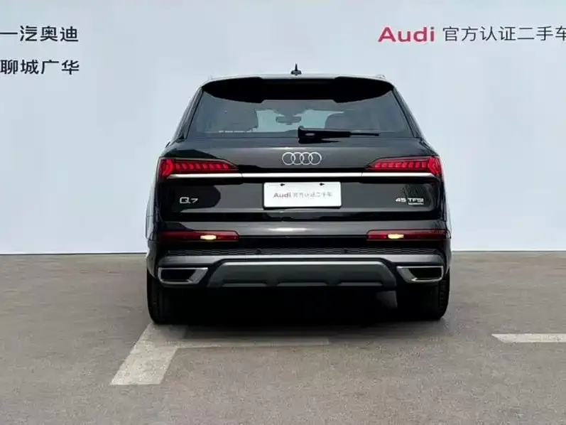 Audi Q7 — фото 3