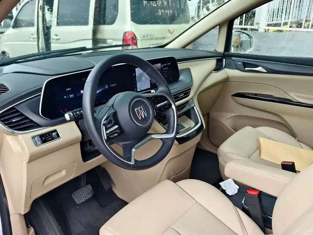 Buick GL8 Hybrid — фото 9