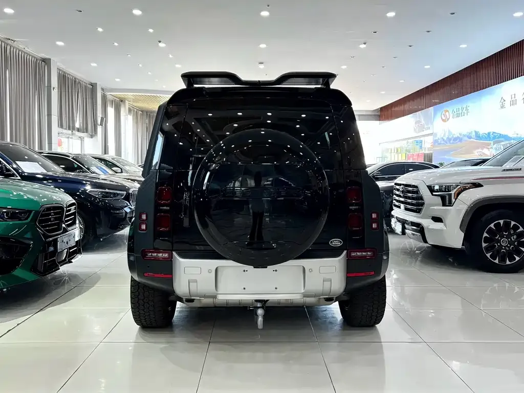 Land Rover Defender — фото 5
