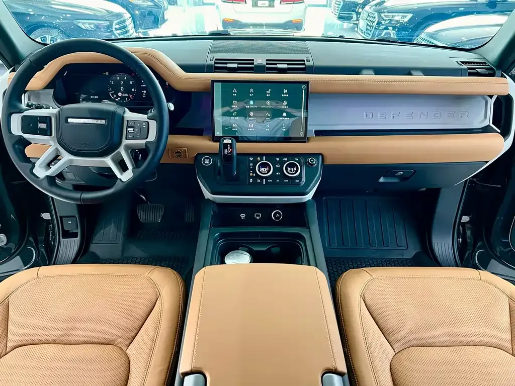 Land Rover Defender — фото 10