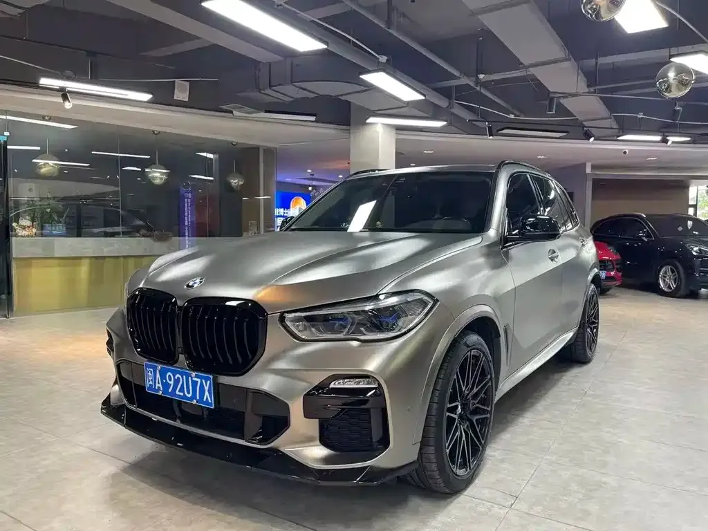 BMW X5 (Import) — фото 1