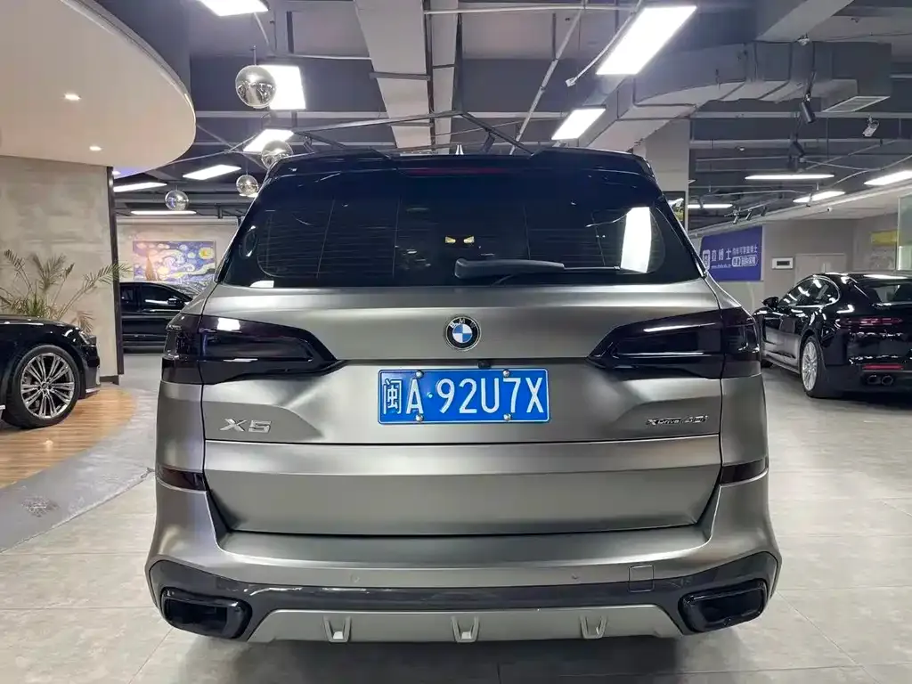 BMW X5 (Import) — фото 8