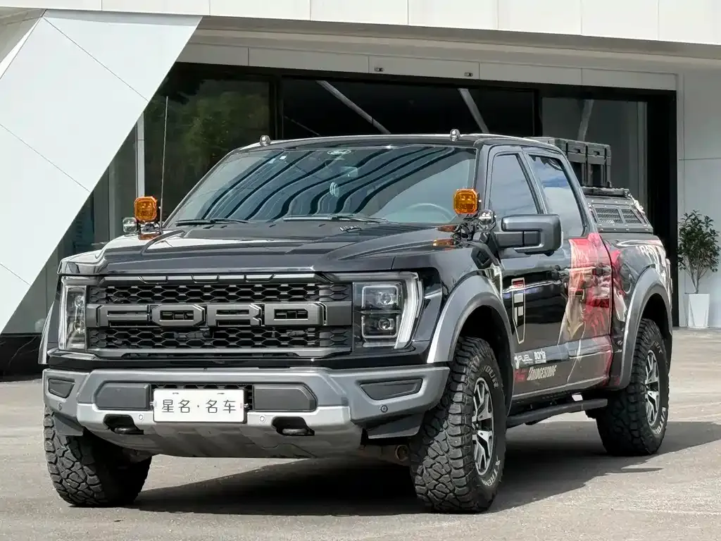 Ford F-150 Raptor — фото 1