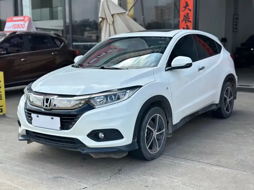 Honda Vezel — фото 1