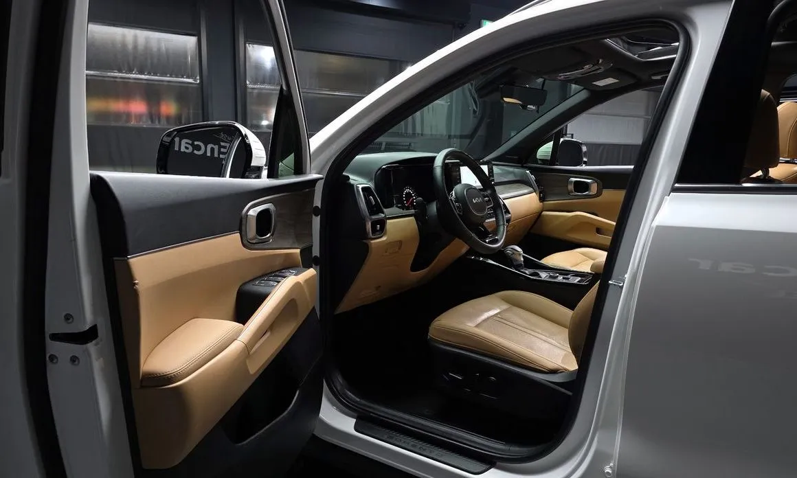 Kia Sorento — фото 9