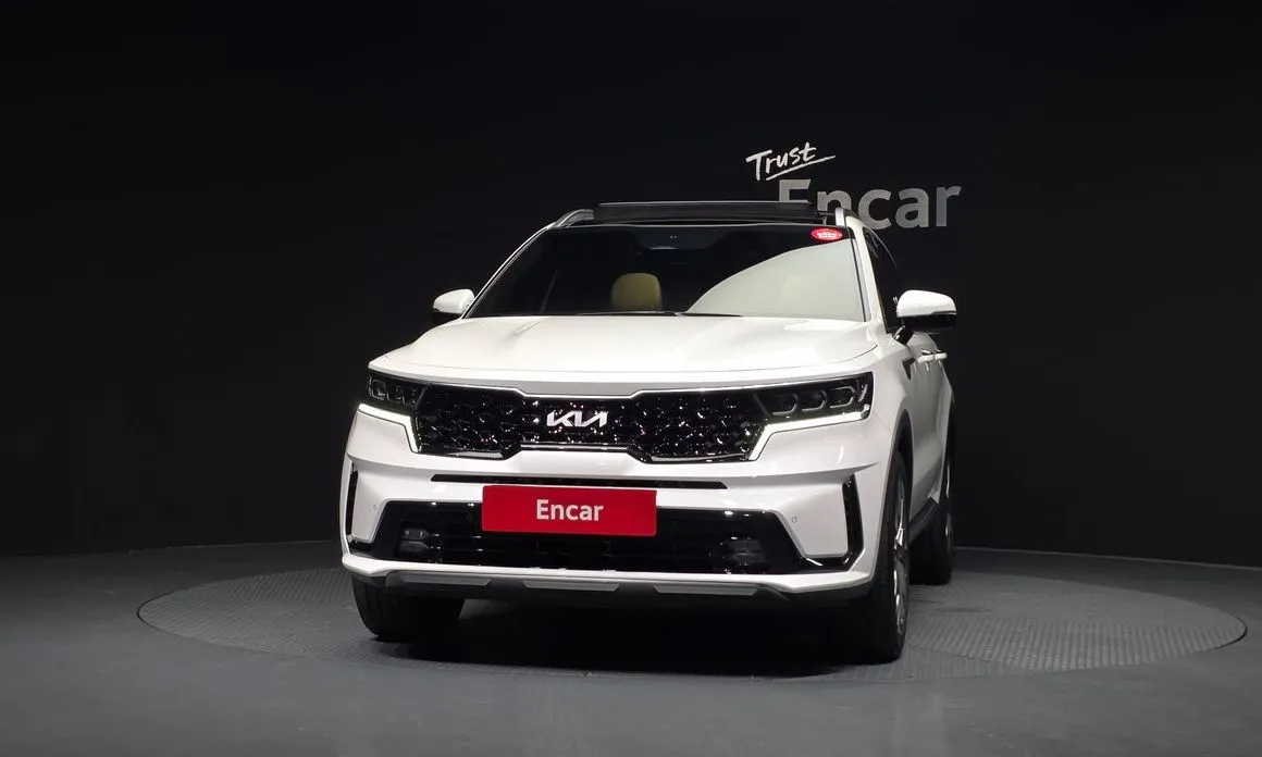 Kia Sorento — фото 7