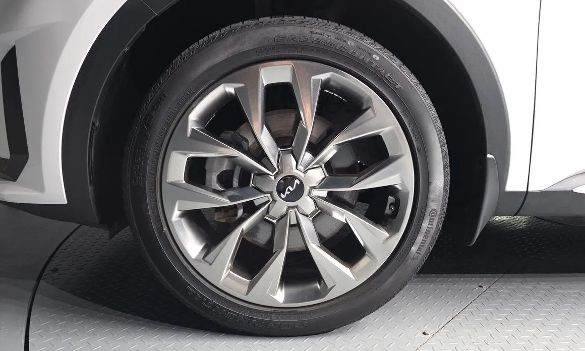 Kia Sorento — фото 3