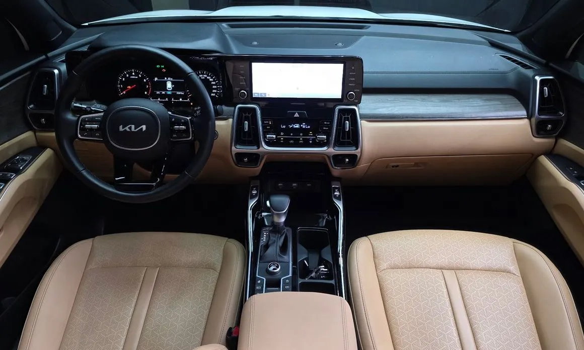 Kia Sorento — фото 4