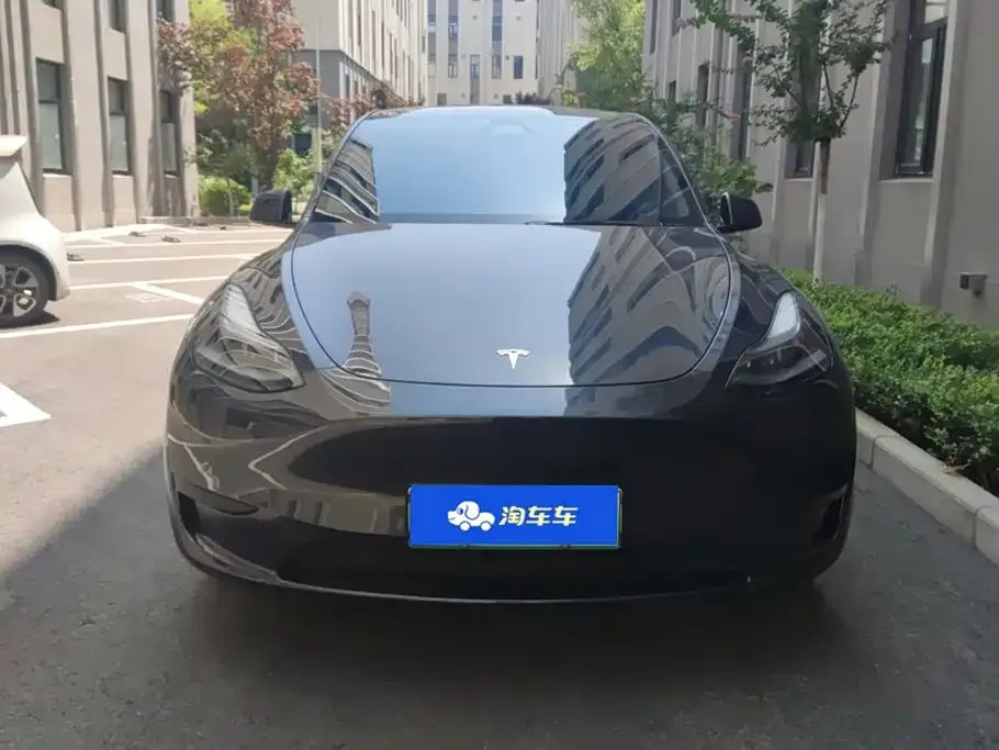 Tesla Model Y — фото 5