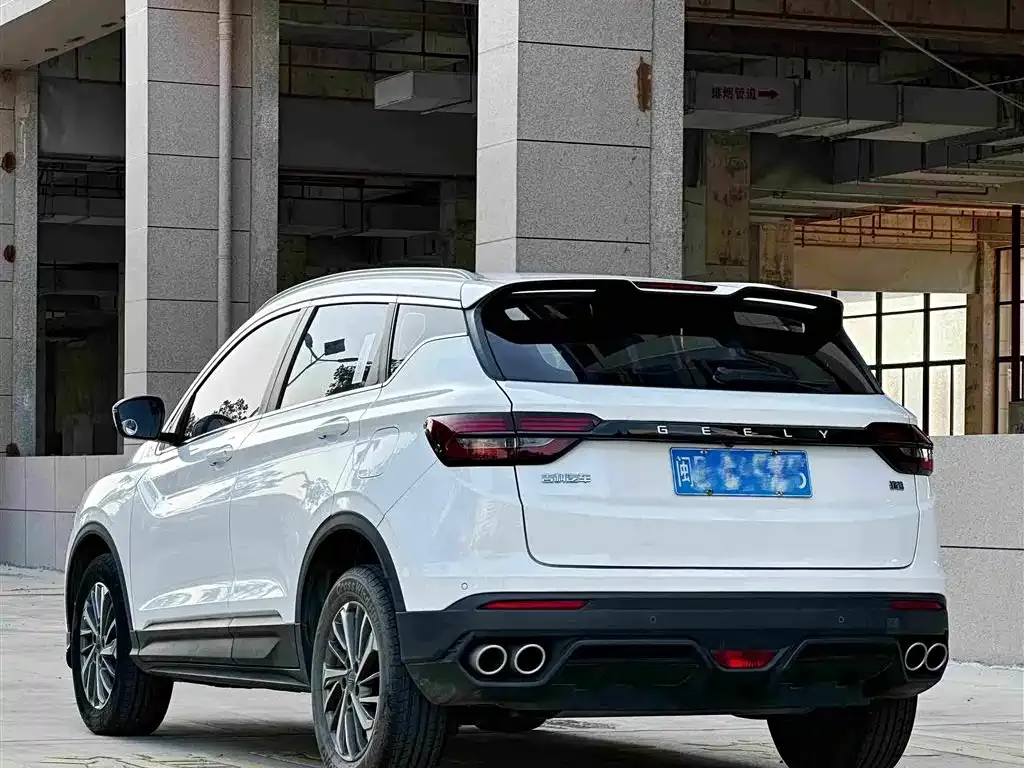 Geely Binyue — фото 5