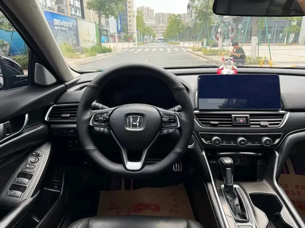 Honda Accord — фото 3