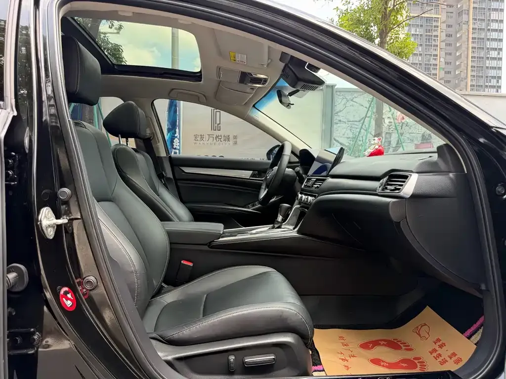 Honda Accord — фото 2
