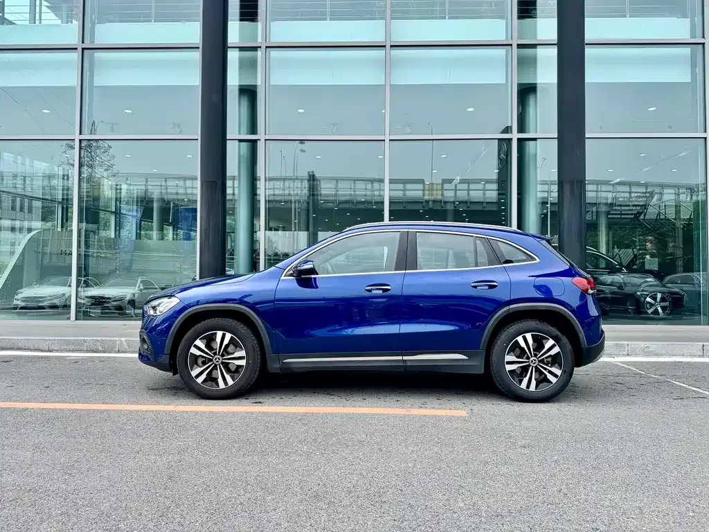Mercedes-Benz GLA — фото 3