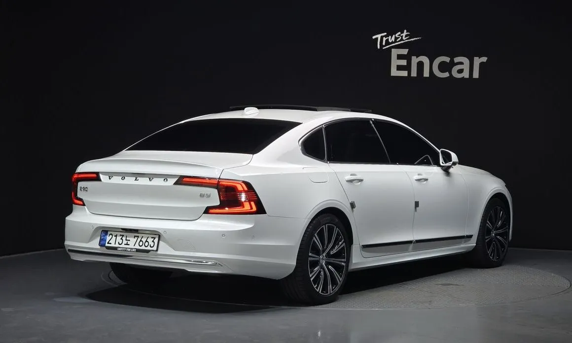 Volvo S90 — фото 7