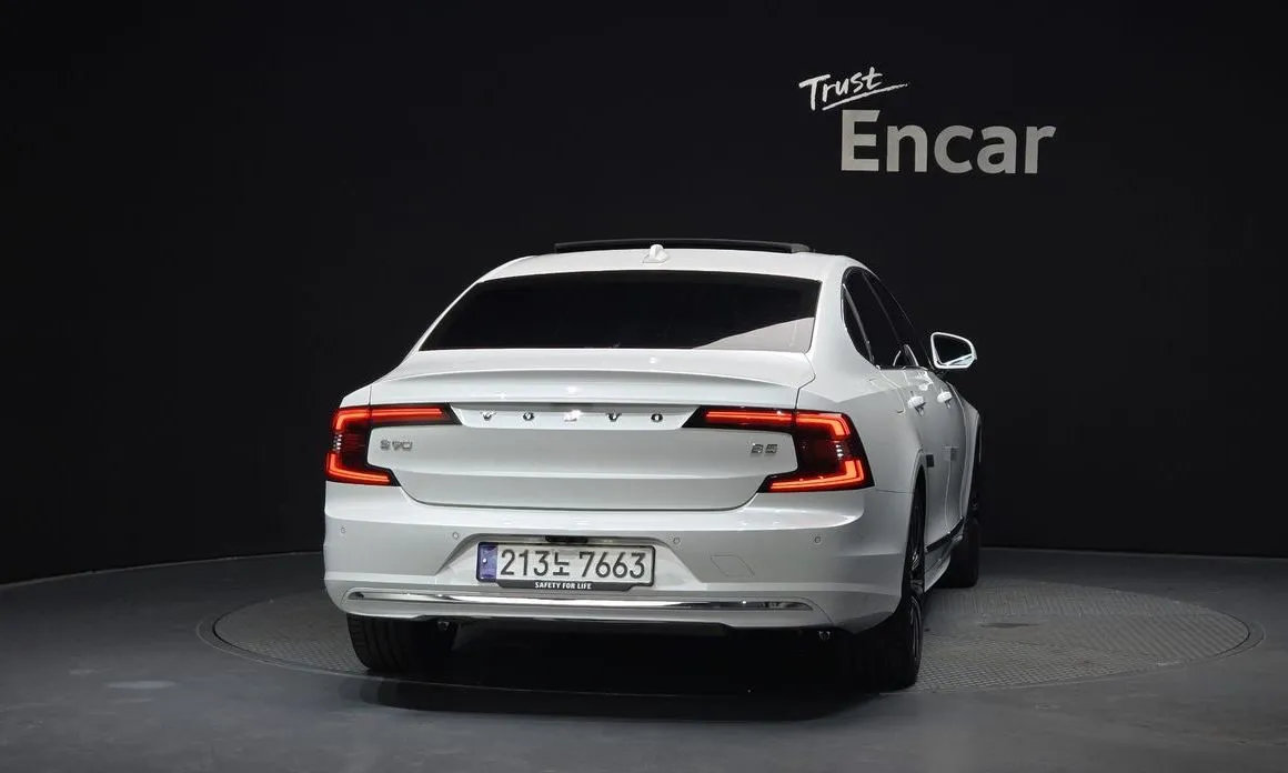 Volvo S90 — фото 3
