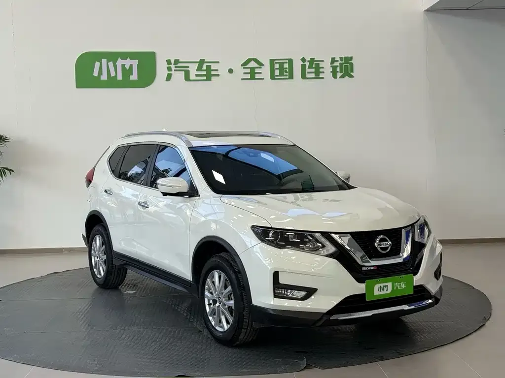 Nissan X-Trail — фото 9
