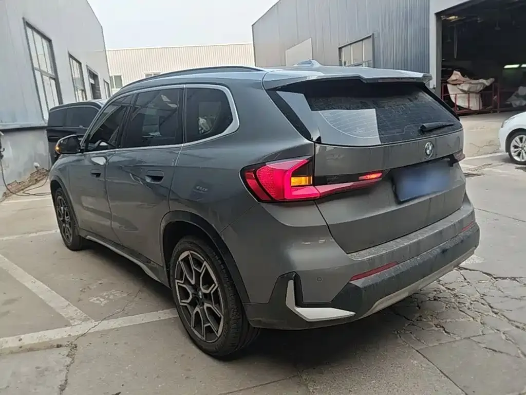 BMW X1 — фото 10