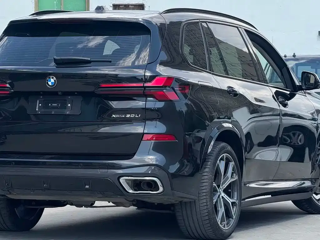 BMW X5 — фото 9