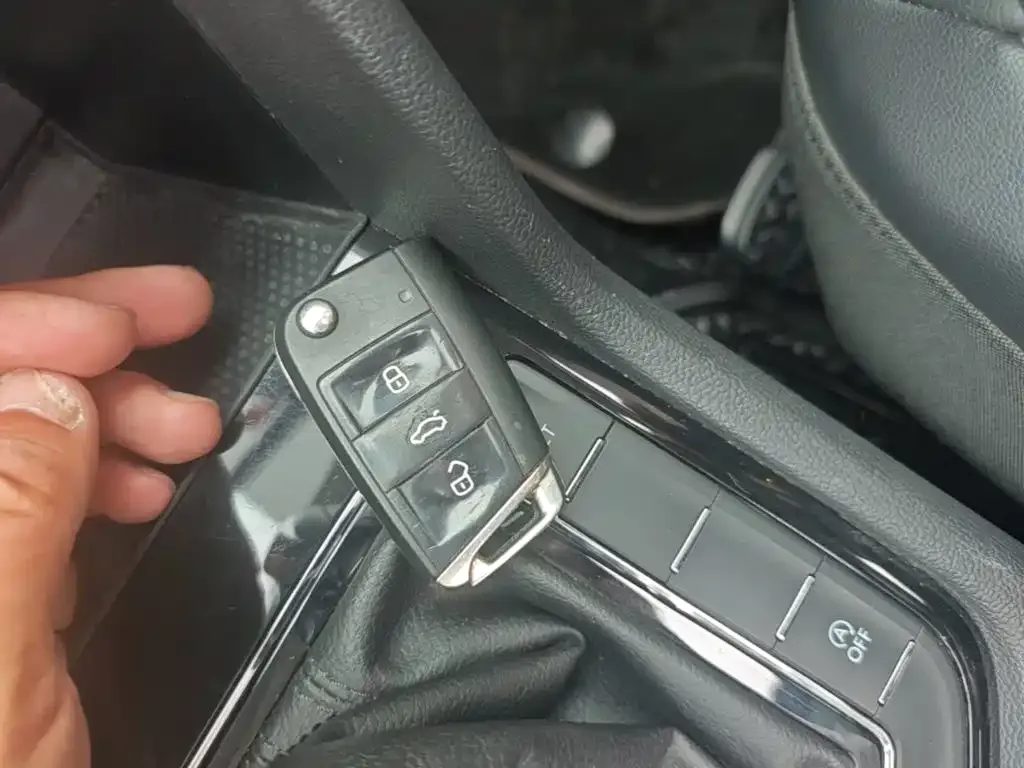 Volkswagen Tharu 2022 из CN, фото 2