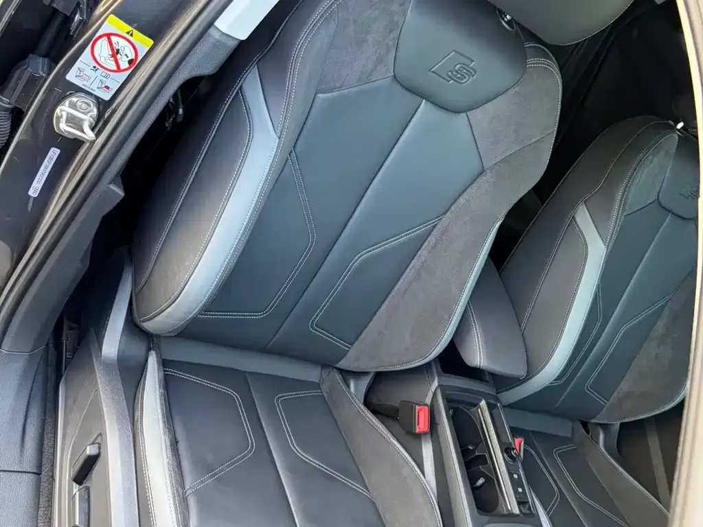 Audi Q3 Sportback 2021 из CN, фото 2