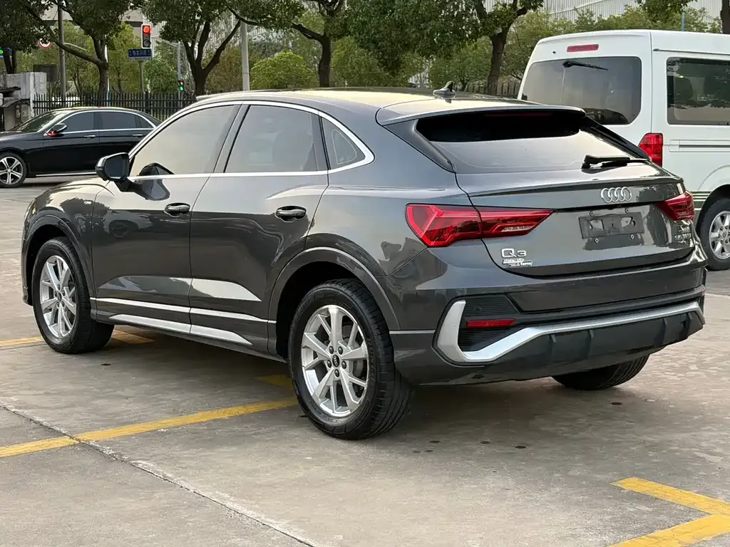 Audi Q3 Sportback 2021 из CN, фото 10