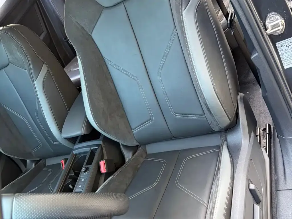 Audi Q3 Sportback 2021 из CN, фото 3