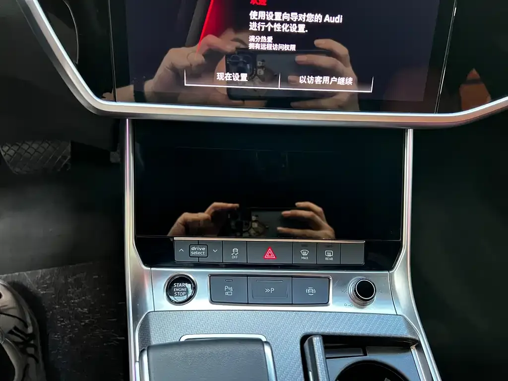 Audi A7L 2024 из CN, фото 7