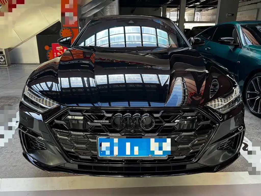 Audi A7L 2024 из CN, фото 4