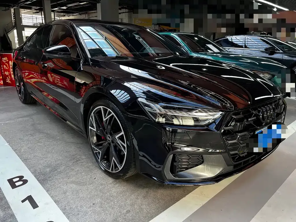 Audi A7L 2024 из CN, фото 3