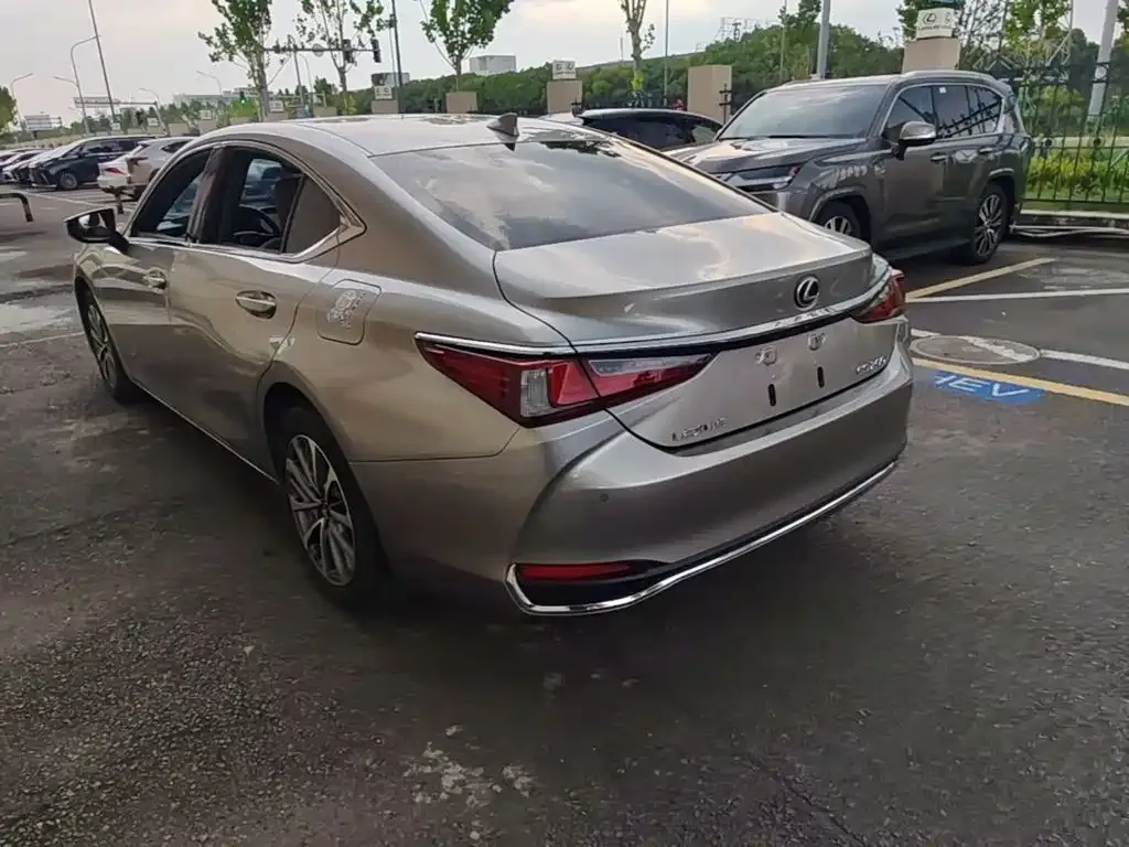 Lexus ES 2024 из CN, фото 8