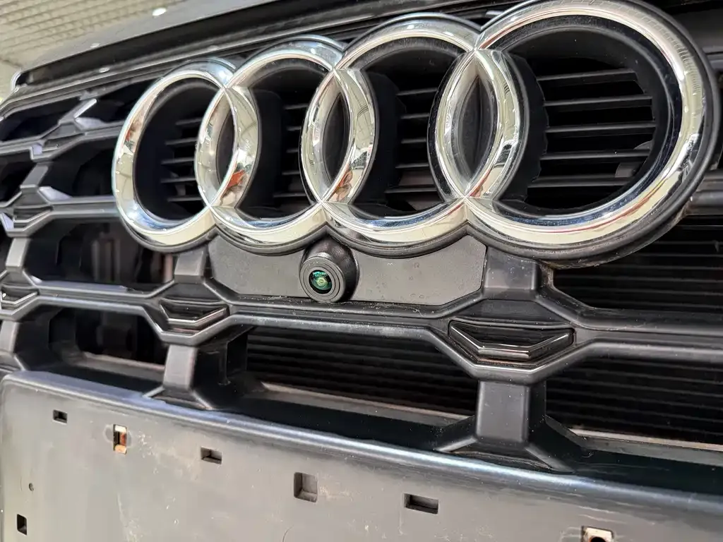 Audi Q3 — фото 5