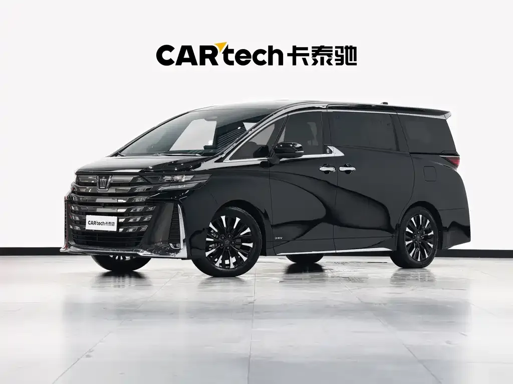 Toyota Vellfire — фото 1