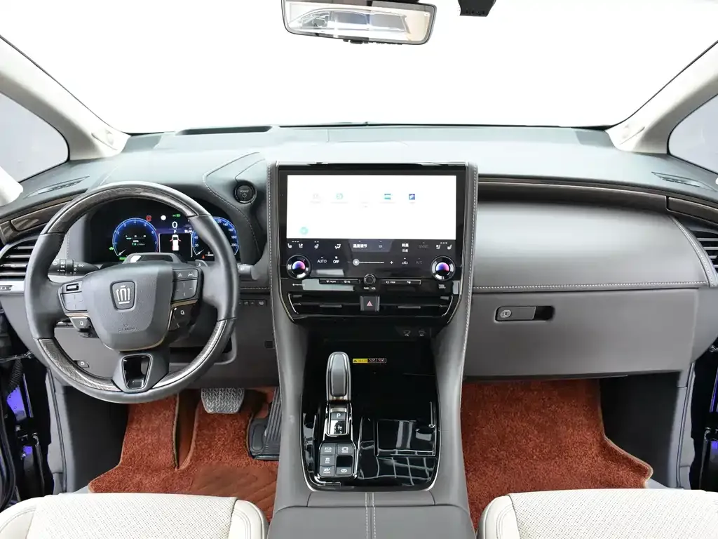Toyota Vellfire — фото 5