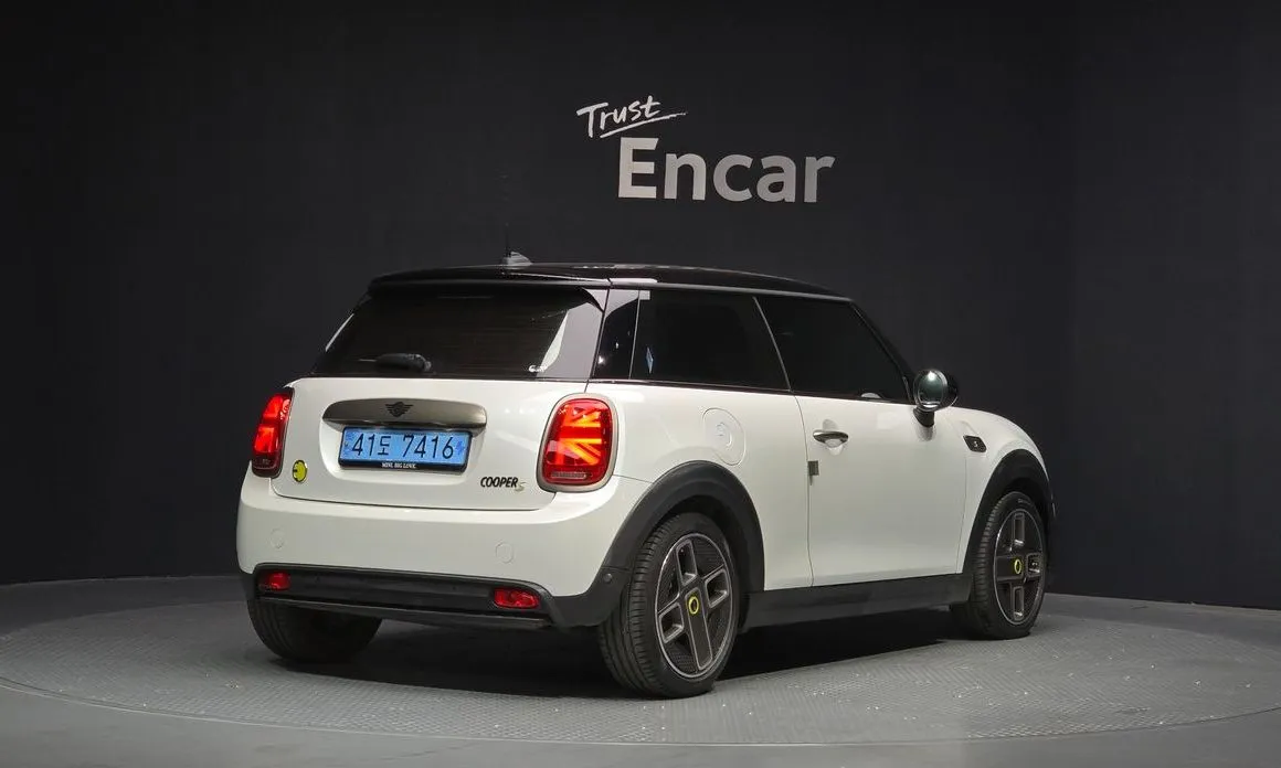 Mini Cooper 2024 из KR, фото 3