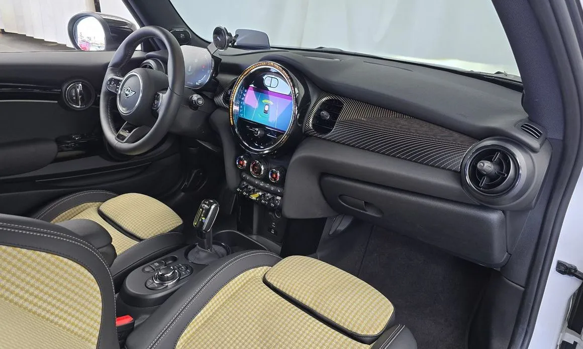 Mini Cooper 2024 из KR, фото 9