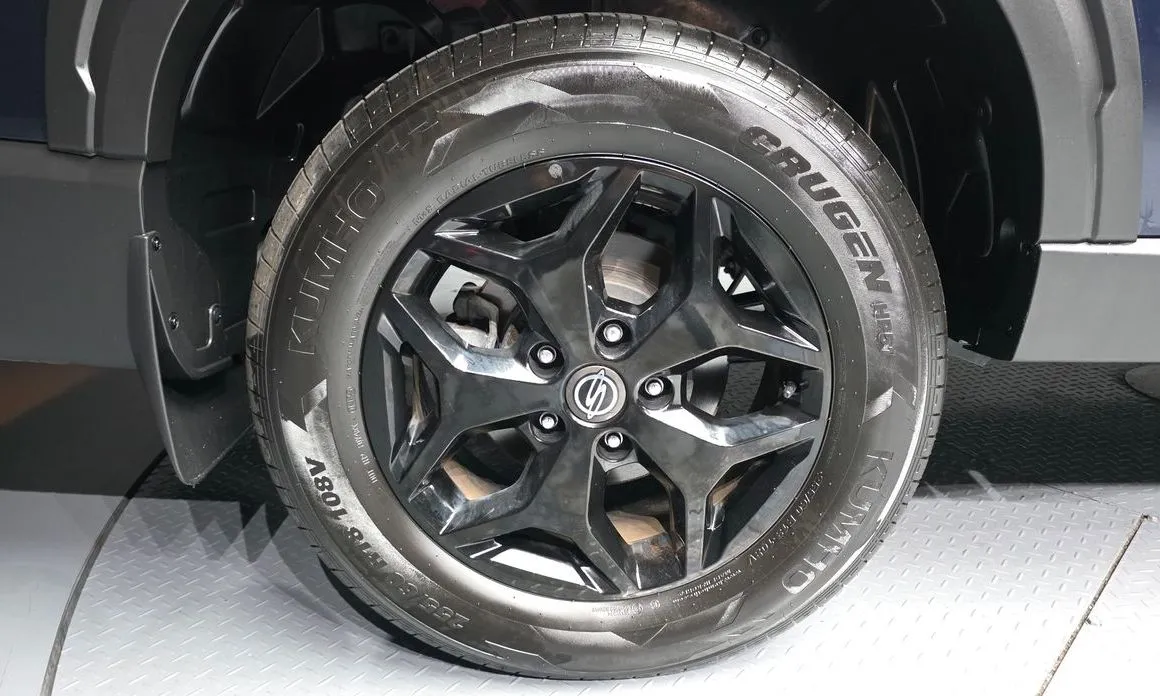 KG Mobility (Ssangyong) Rexton — фото 7