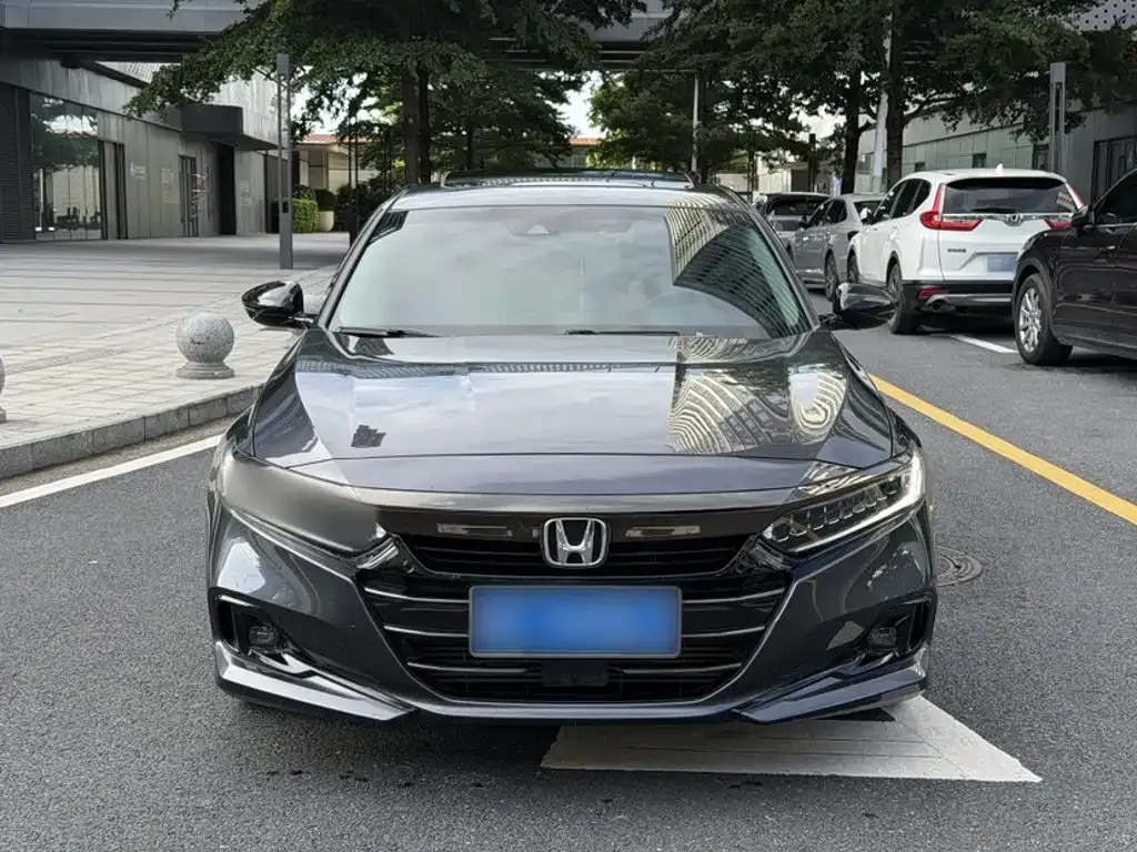 Honda Accord — фото 5